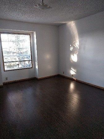 224 Martindale Dr Ne - Photo 2 of 8