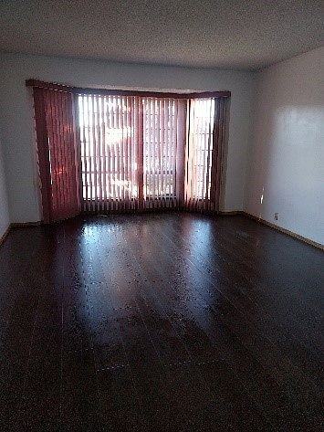 224 Martindale Dr Ne - Photo 4 of 8