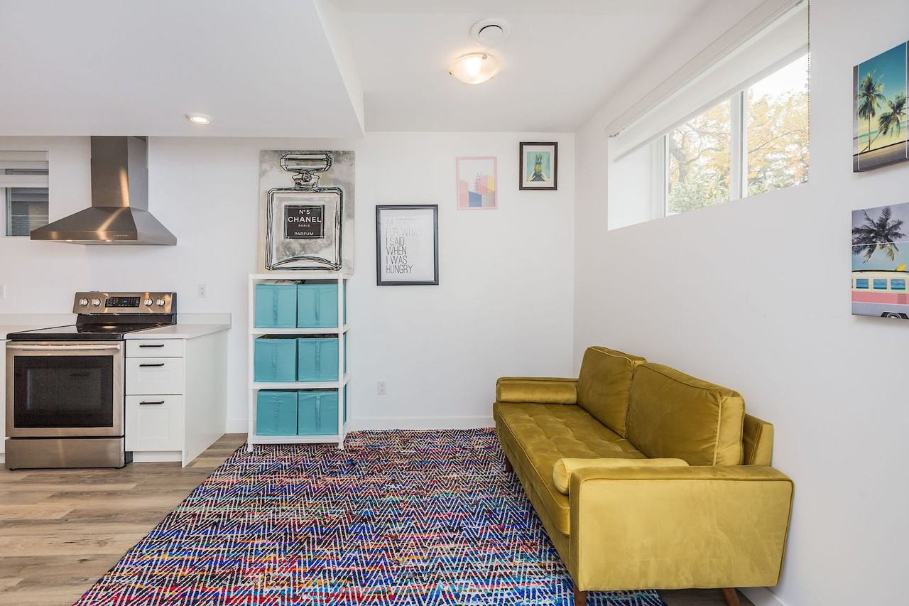 10817 150 St Nw - Photo 2 of 15