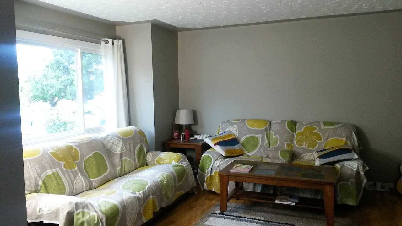 10908 51 Ave Nw - Photo 3 of 5
