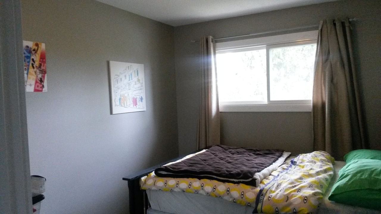 10908 51 Ave Nw - Photo 5 of 5