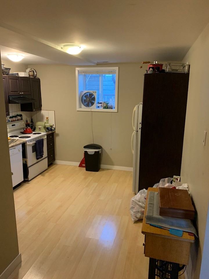 672 Northmount Dr Nw - Photo 3 of 16