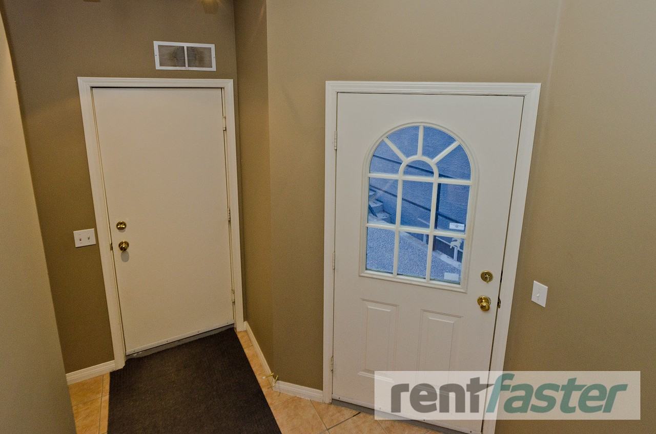 5616 The Lookout Condominiums - Photo 6 of 32