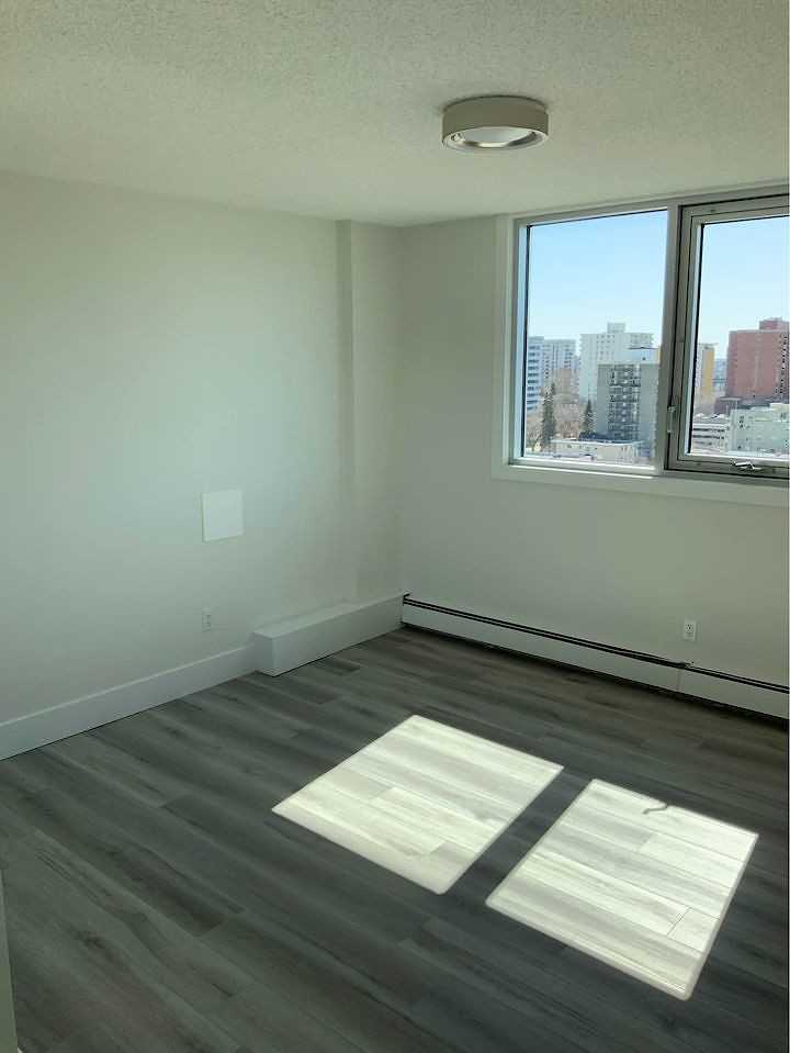 10160 Centurion Tower - Photo 4 of 12