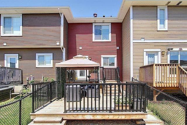 2669 Sir Arthur Currie Way Nw - Photo 4 of 44