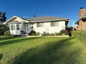 1528 45 St Se - Photo 1 of 1