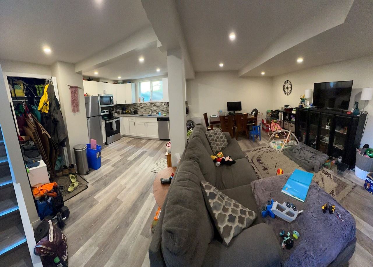 1528 45 St Se - Photo 6 of 31
