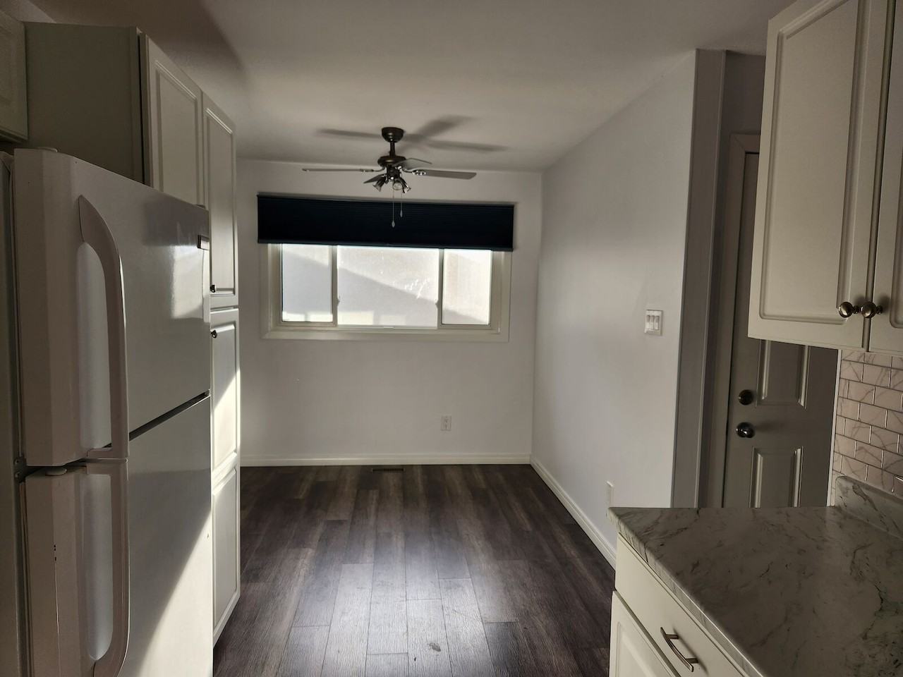 10334 154 St Nw - Photo 2 of 11