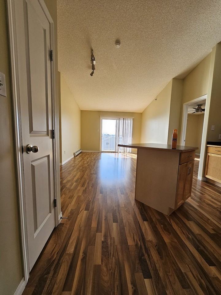 2305 Park Place Wild Rose - Photo 3 of 20