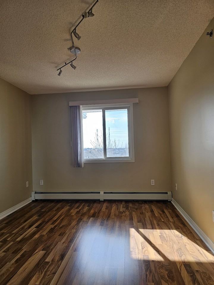 2305 Park Place Wild Rose - Photo 7 of 20