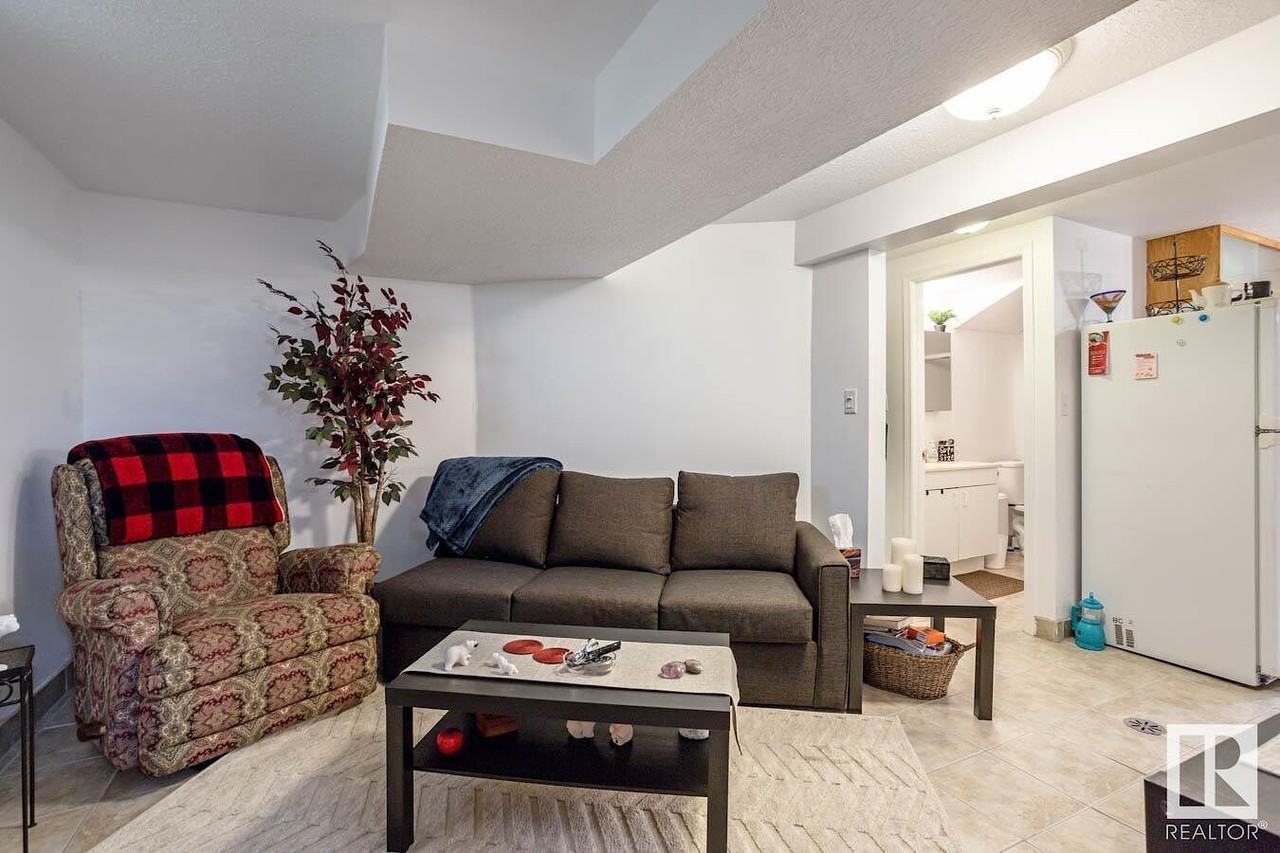 13620 118 Ave Nw - Photo 2 of 23