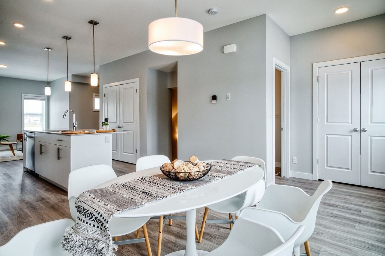 2901 Coughlan Green Sw - Photo 4 of 13