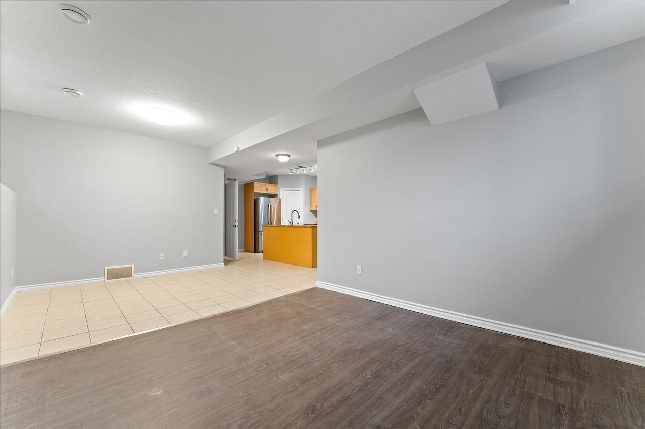 9538 -9538 109 Ave Nw - Photo 2 of 17