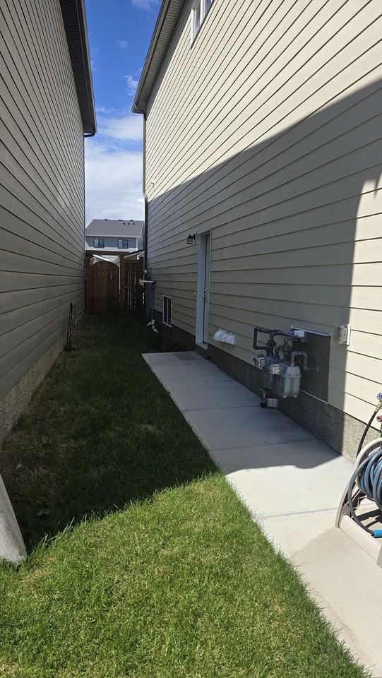 329 Magnolia Way Se - Photo 2 of 14