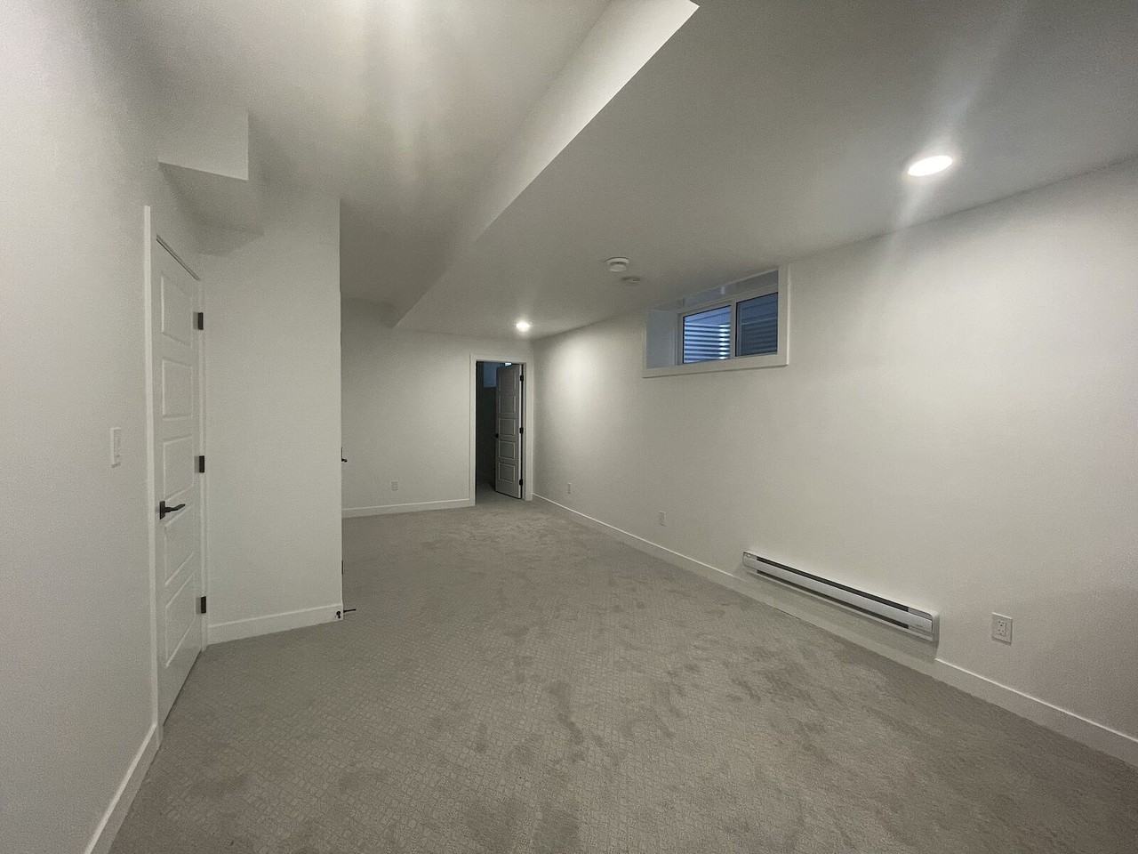 10923 150 St Nw - Photo 3 of 10