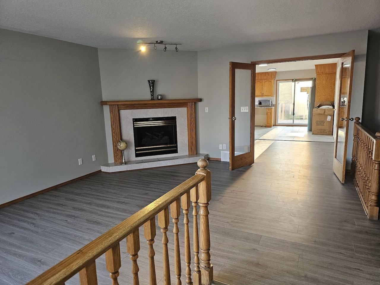 14808 35 St Nw - Photo 2 of 19