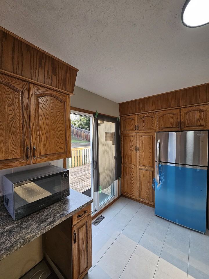 14808 35 St Nw - Photo 4 of 19