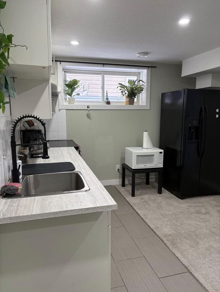 70 Panamount Place - Photo 3 of 6