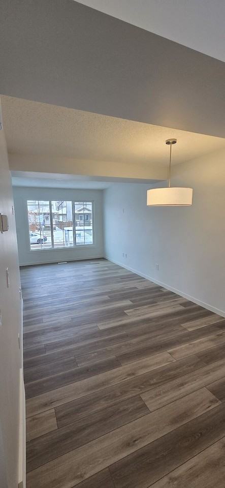 525 - 525 Secord Boulevard Northwest - Photo 5 of 38