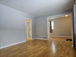 featured image of 918 Rundle Cres Ne