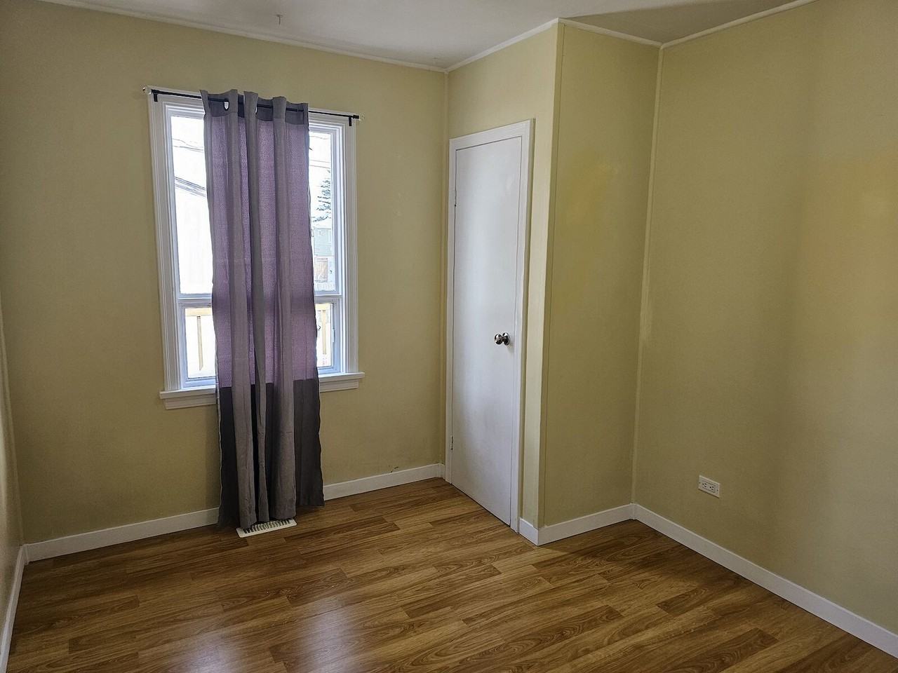 918 Rundle Cres Ne - Photo 5 of 34