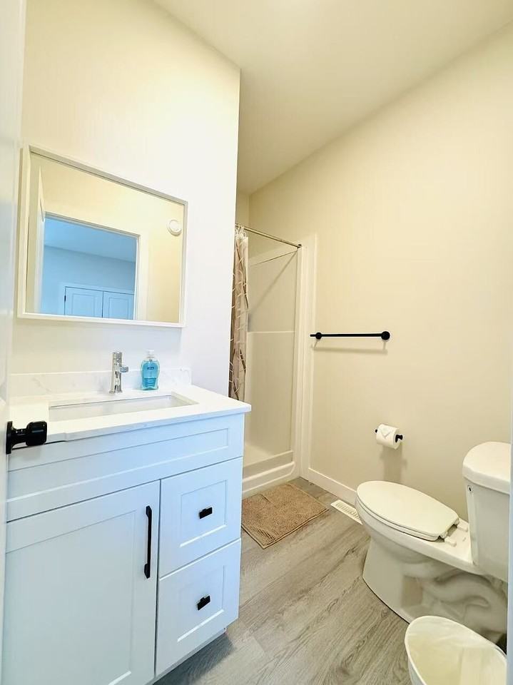 10738 84 Ave Nw - Photo 4 of 25