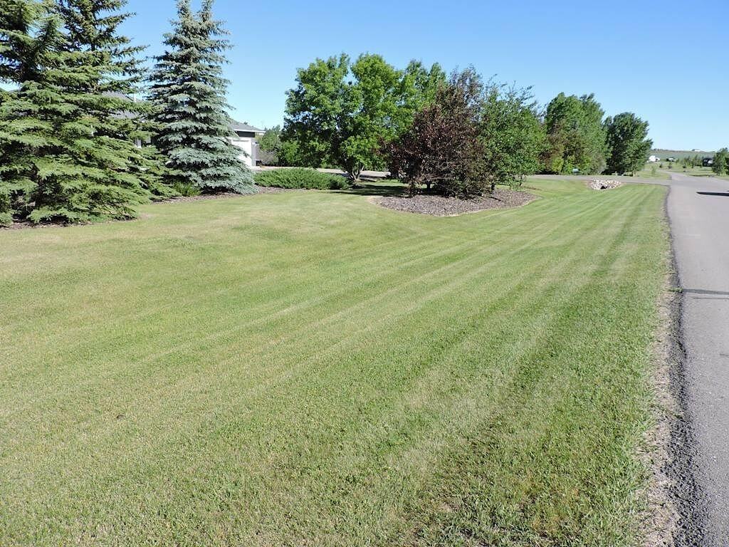 Okotoks Dr - Photo 6 of 21