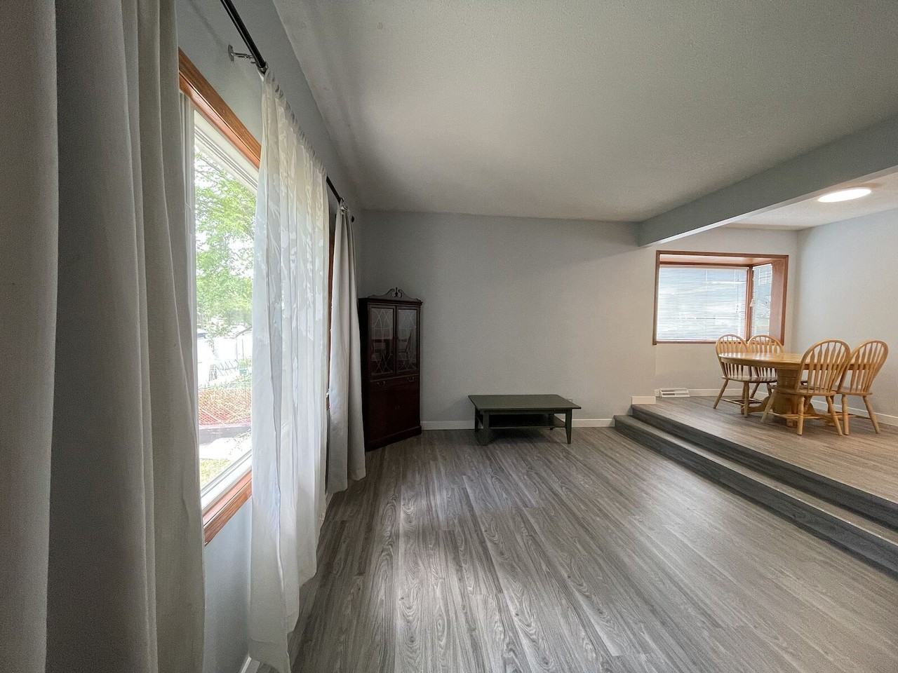 4131 Brisebois Dr Nw - Photo 3 of 23