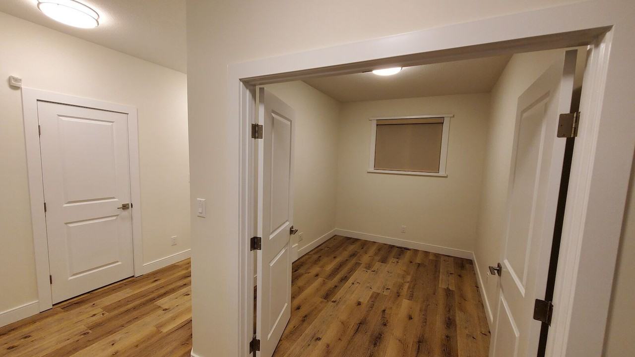 53 Birkshire Cres - Photo 6 of 37