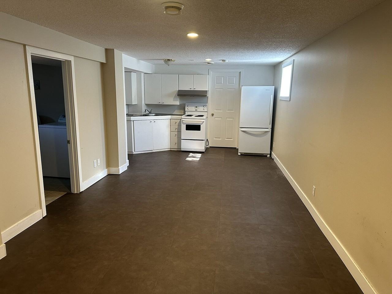 2235 46 St Se - Photo 2 of 13