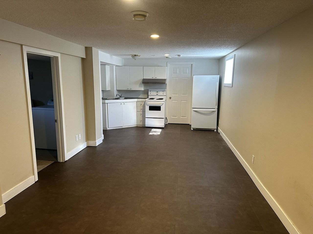 2235 46 St Se - Photo 3 of 13