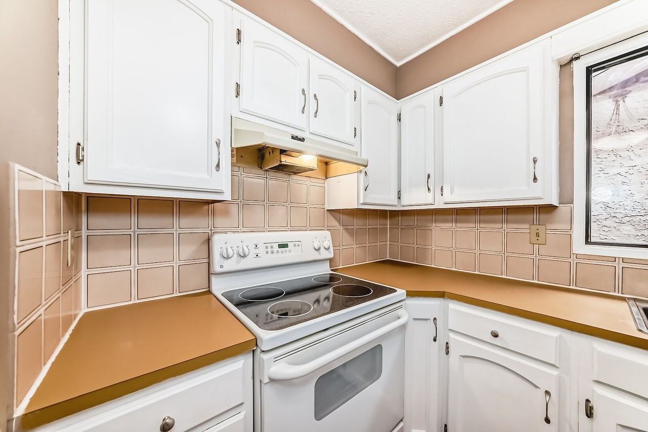 679 Whiteridge Rd Ne - Photo 4 of 29