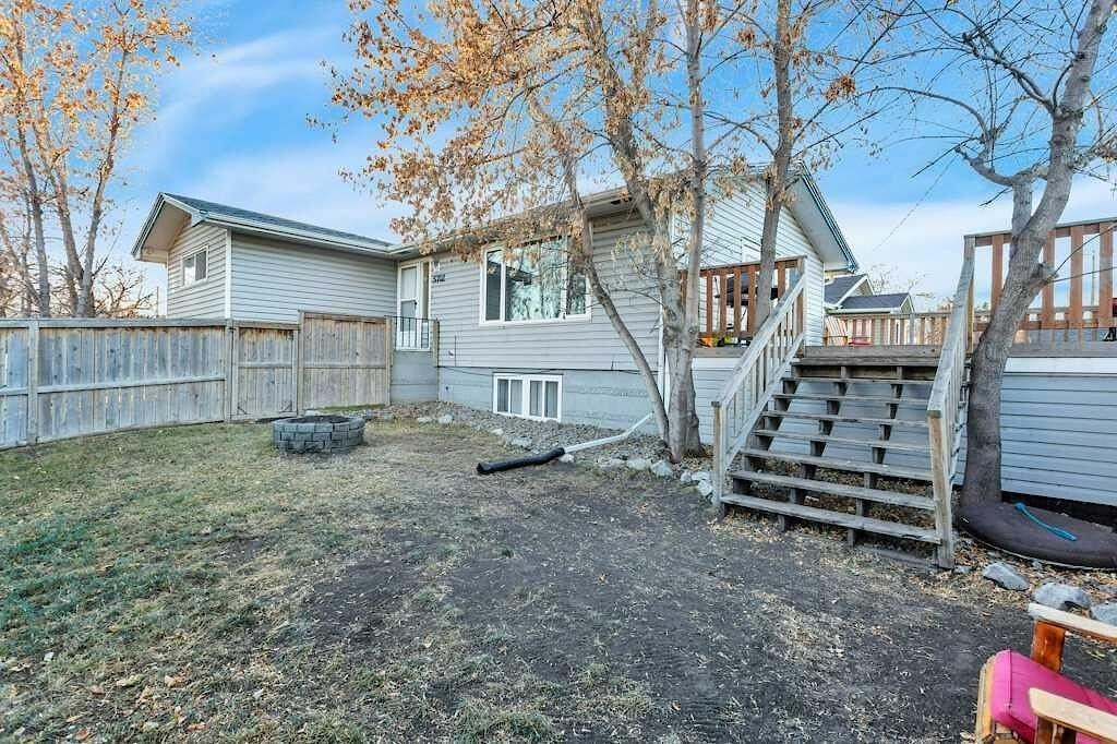 5702 West Park Cres - Photo 5 of 27