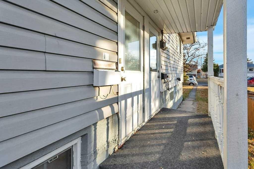 5702 West Park Cres - Photo 7 of 27