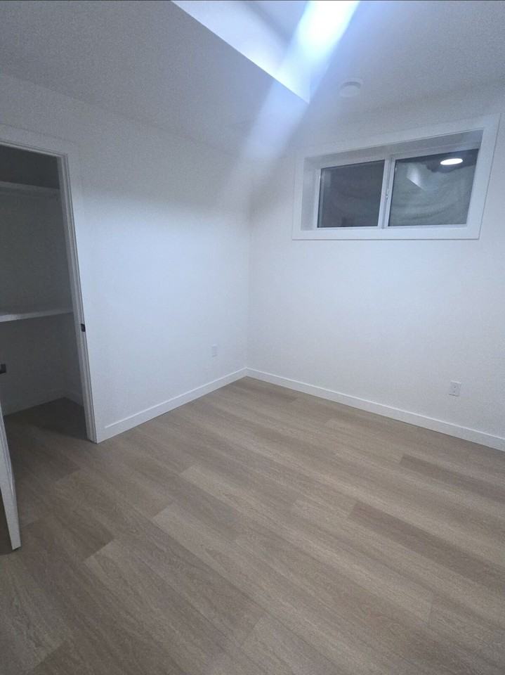 251 Deer Valley Dr - Photo 5 of 13
