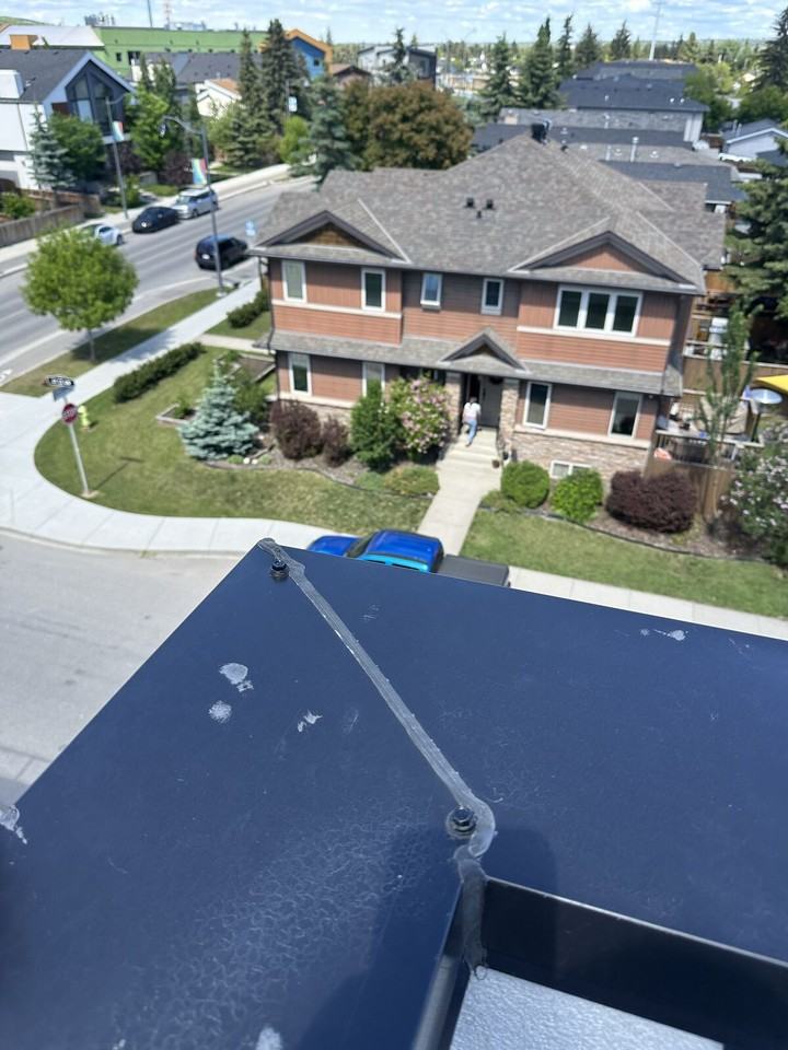 4744 Bowness Rd Nw - Photo 5 of 23