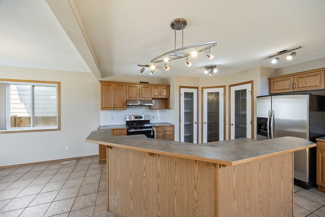 485 Saddlecreek Way Ne - Photo 6 of 44