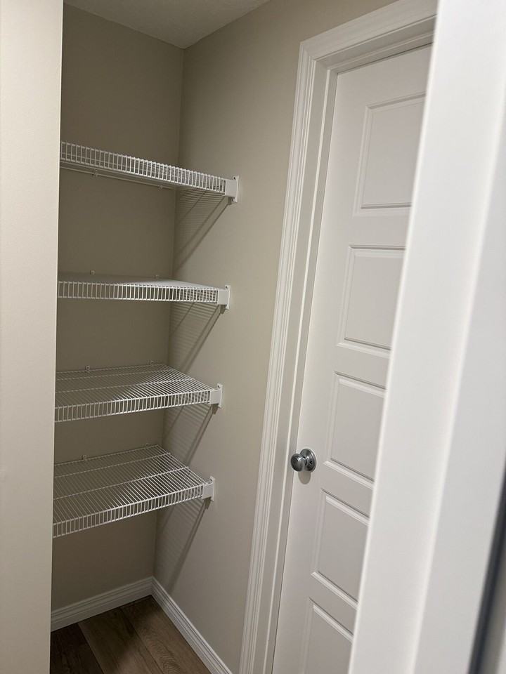1249 Creekview Dr Sw - Photo 5 of 13