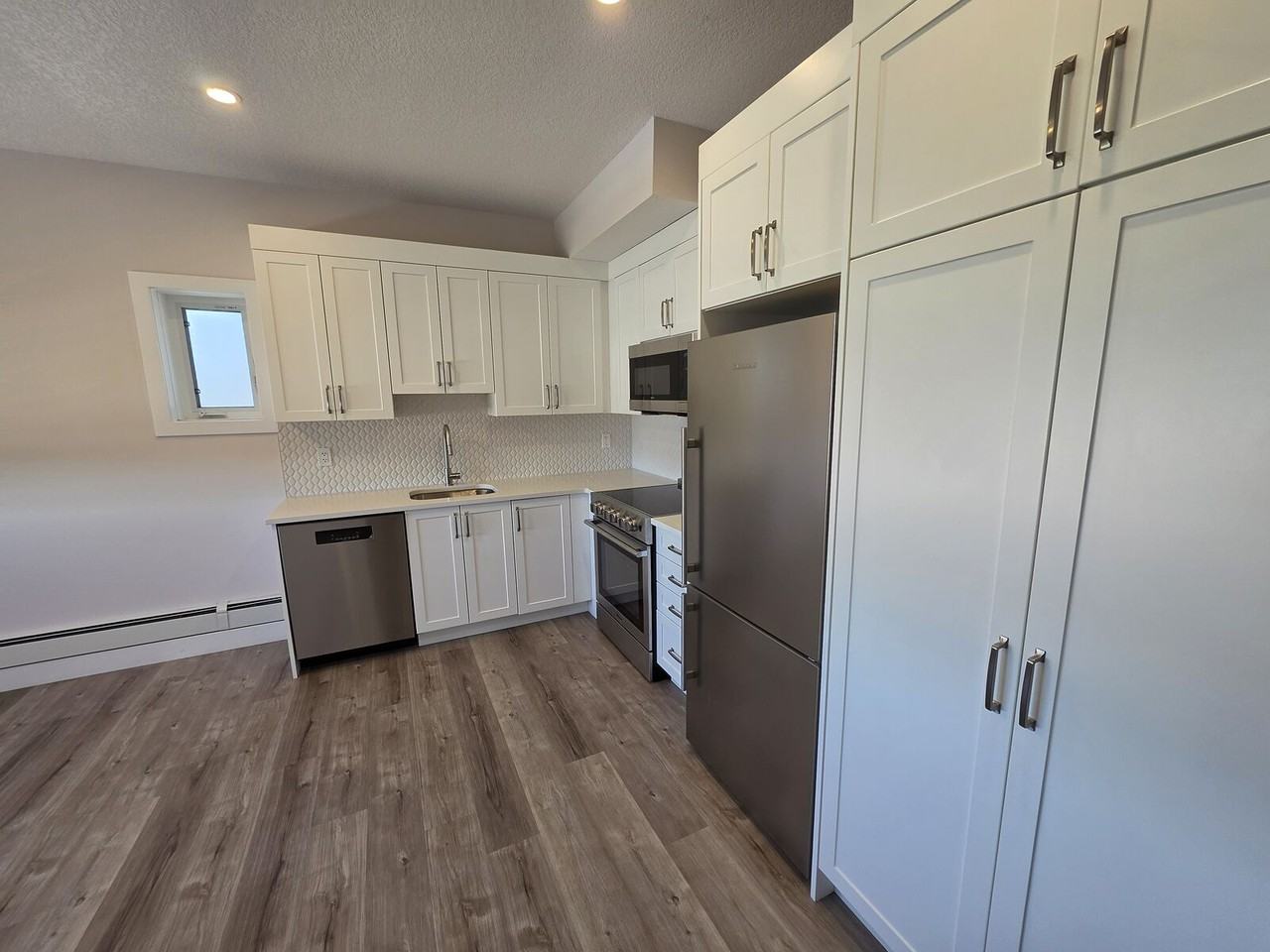 2225 Kensington Rd Nw - Photo 3 of 13