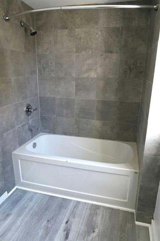 4617 46 St - Photo 4 of 18