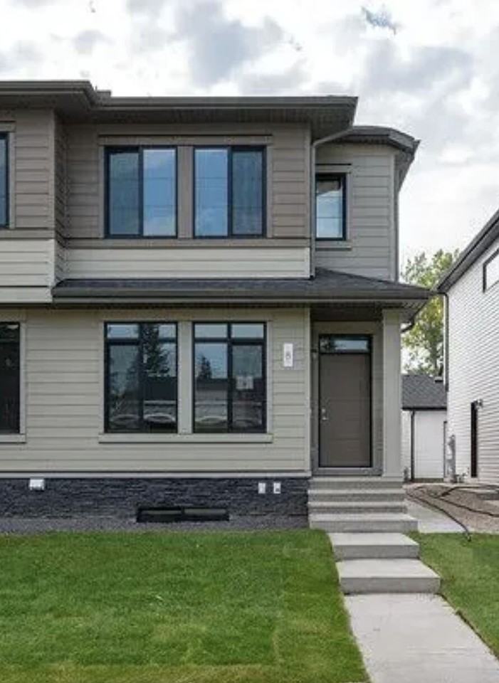 8 Alderwood Close Se - Photo 3 of 16