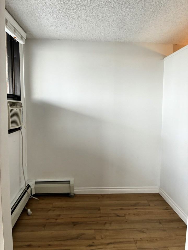 1334 13 Ave Sw - Photo 7 of 15