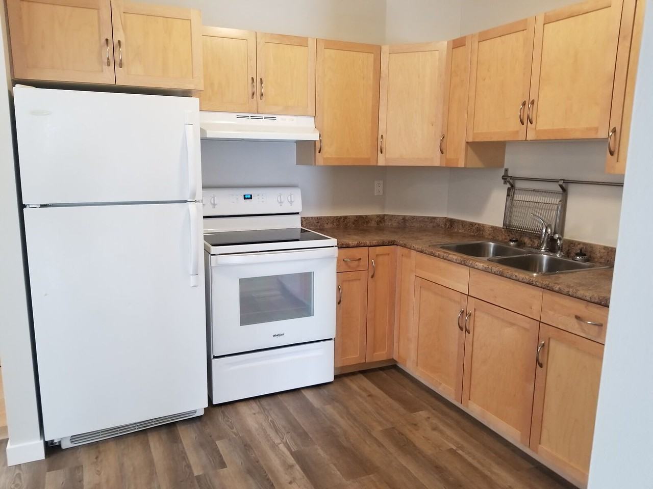 1939 33 St Sw - Photo 2 of 3