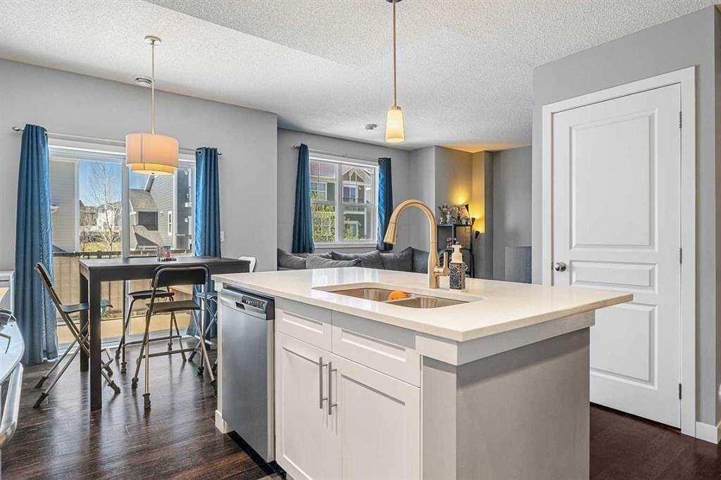 881 - 881 Sage Valley Blvd Nw - Photo 3 of 16