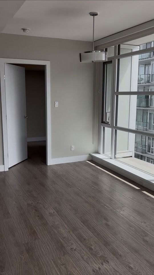 1122 3 Street Se - Photo 6 of 11