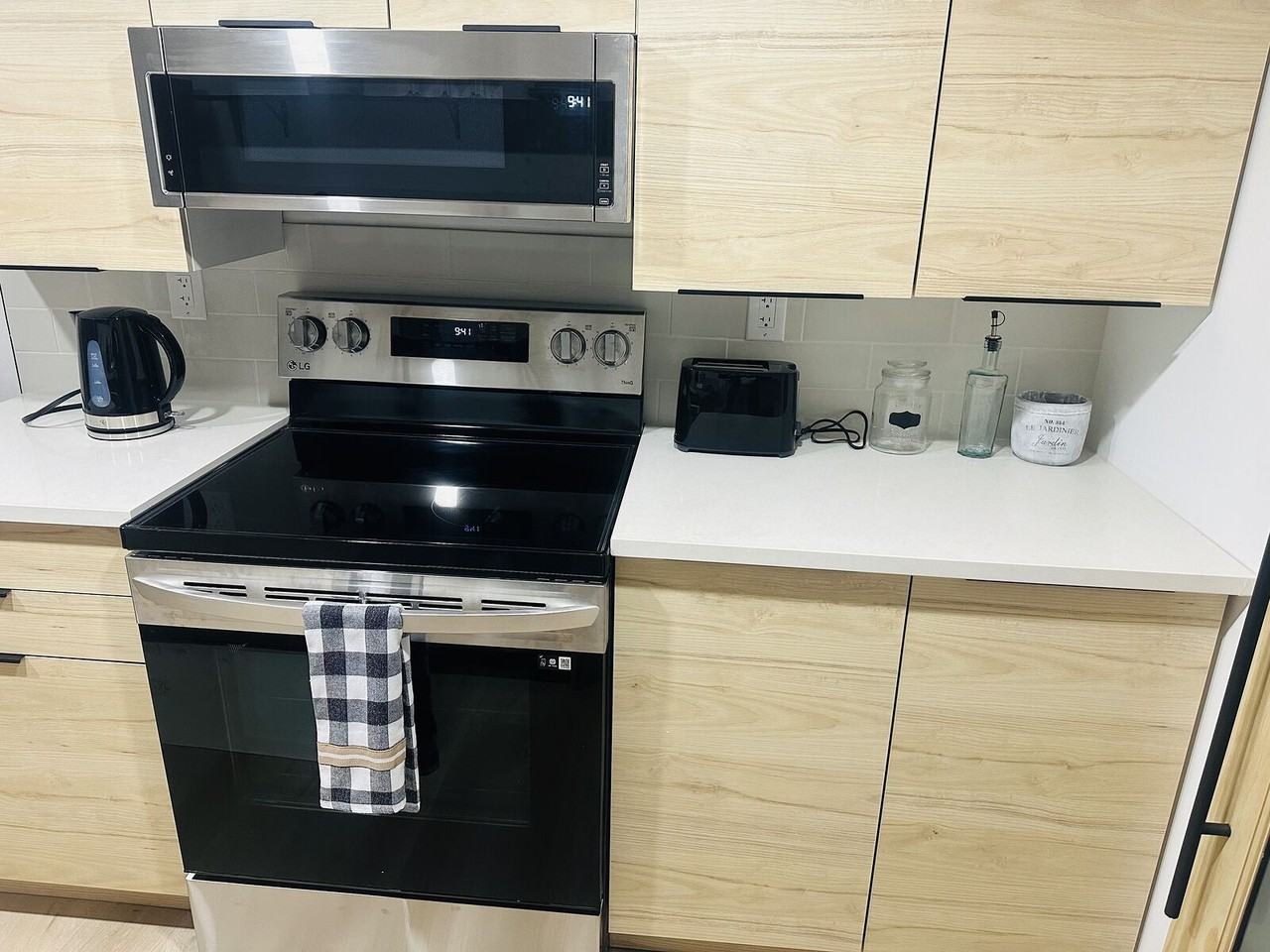 244 Rowmont Blvd Nw - Photo 4 of 10