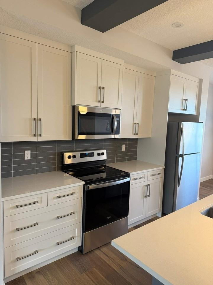 33 Southborough Lane - Photo 7 of 12