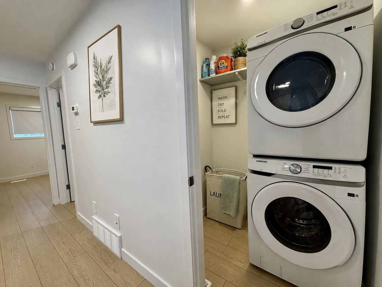 18139 85 St Nw - Photo 3 of 8