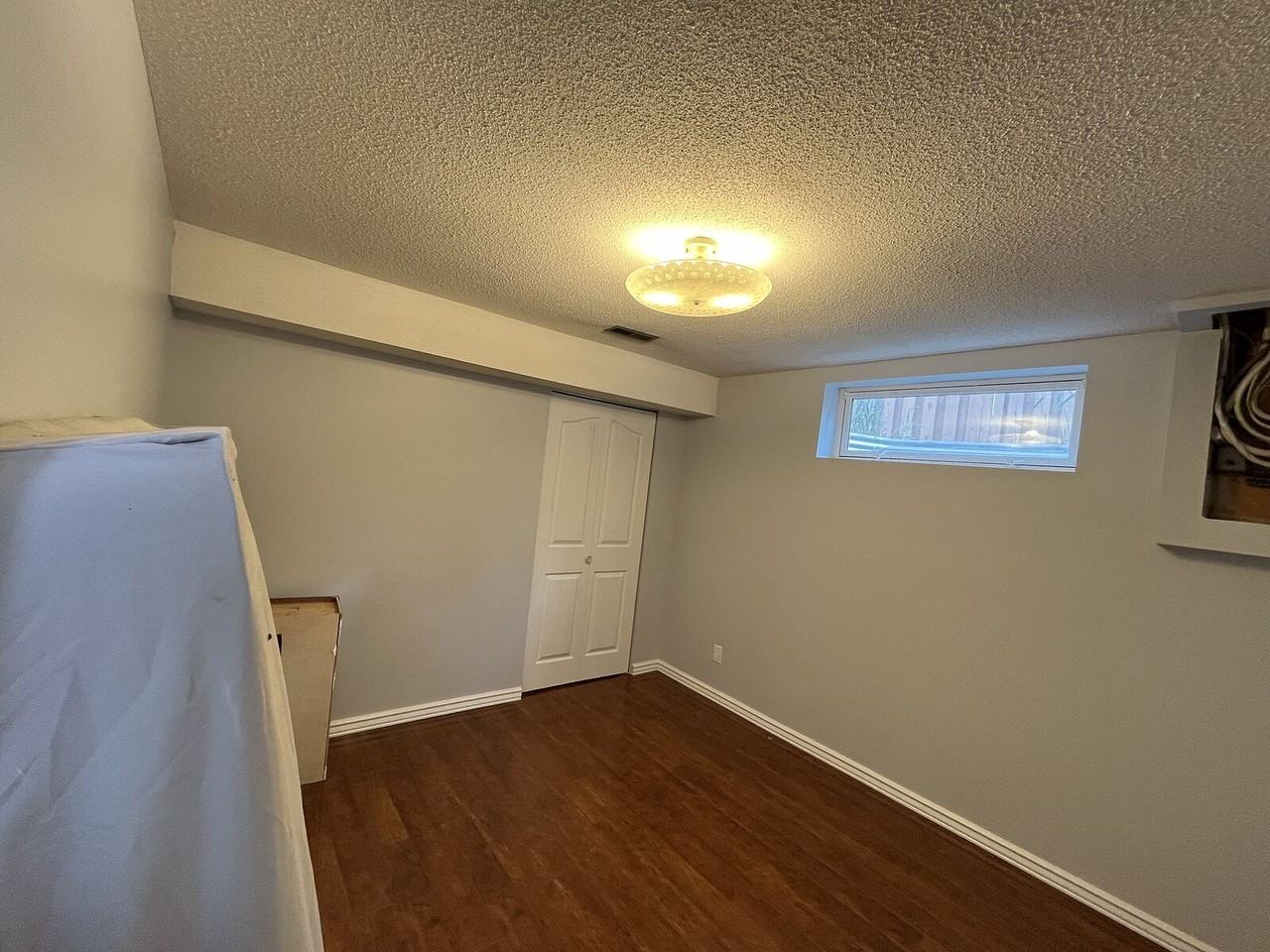 10824 42a Ave Nw - Photo 7 of 38