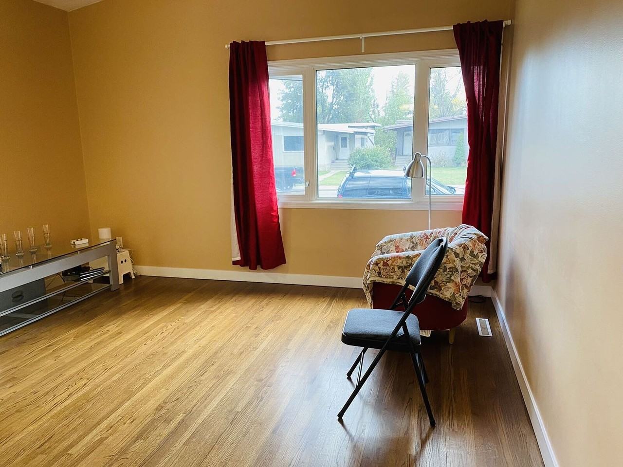 636 69 Ave Sw - Photo 6 of 6